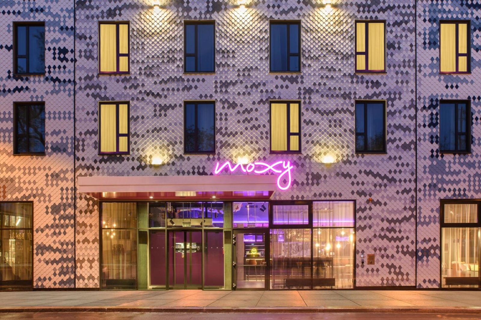 Moxy Dresden Neustadt — photo 6