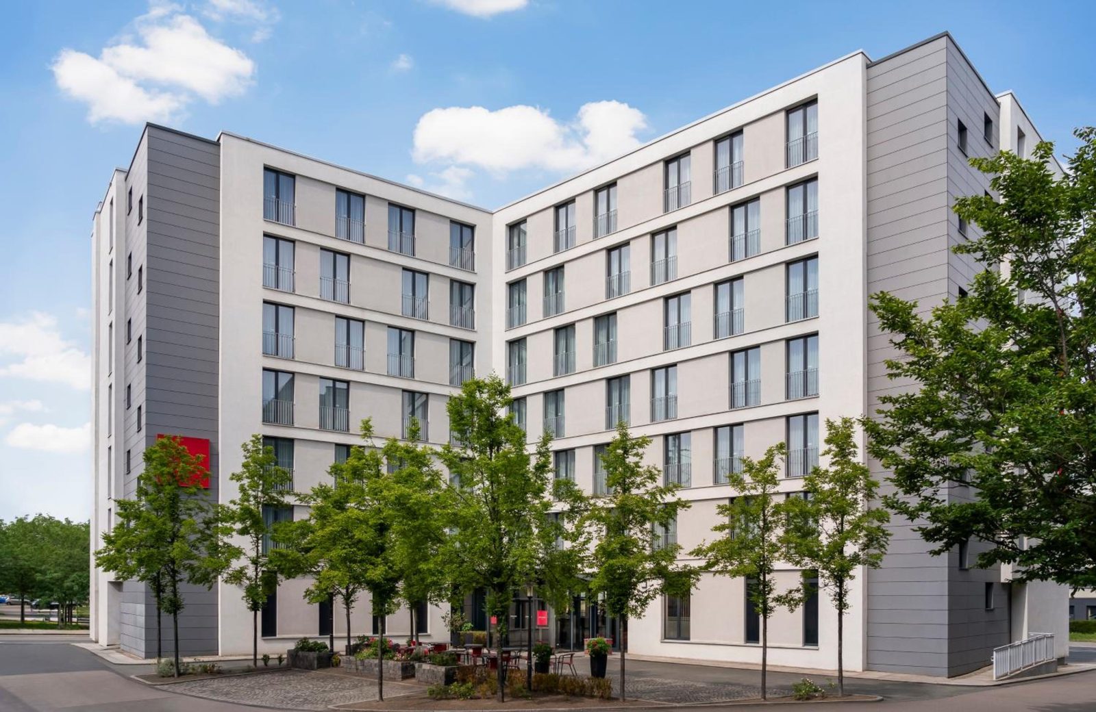 Leonardo Hotel Dresden Altstadt — photo 2